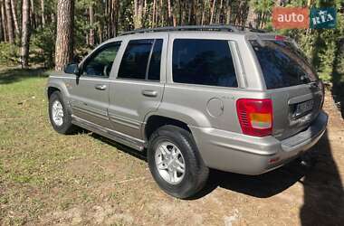 Позашляховик / Кросовер Jeep Grand Cherokee 2000 в 