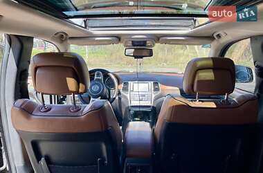 Внедорожник / Кроссовер Jeep Grand Cherokee 2011 в 