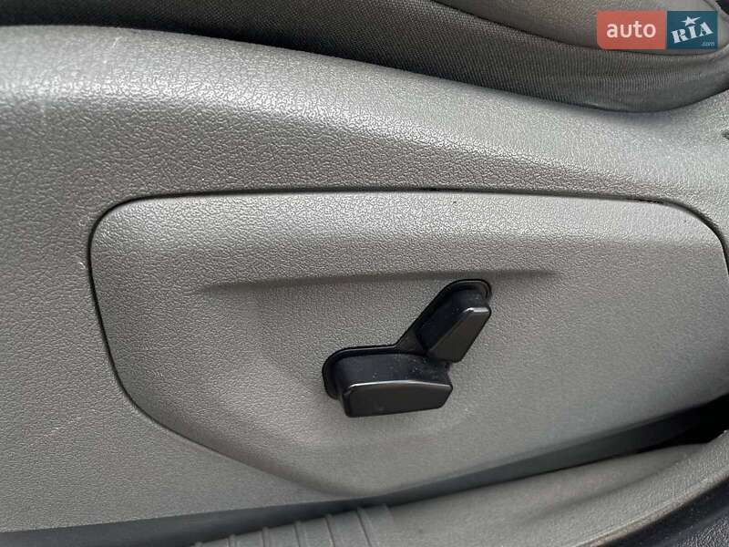 Внедорожник / Кроссовер Jeep Grand Cherokee 2006 в Киеве