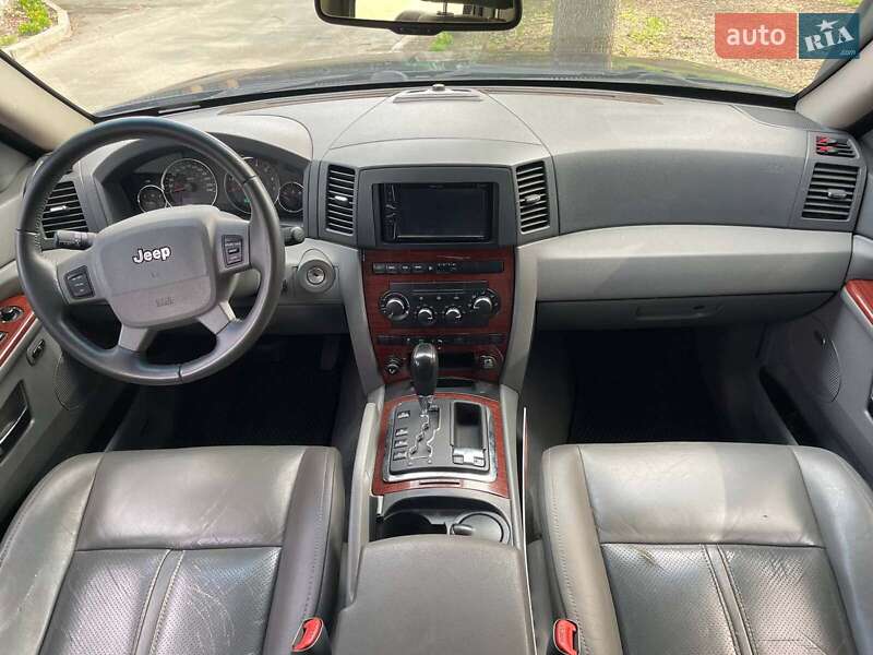 Внедорожник / Кроссовер Jeep Grand Cherokee 2006 в Киеве