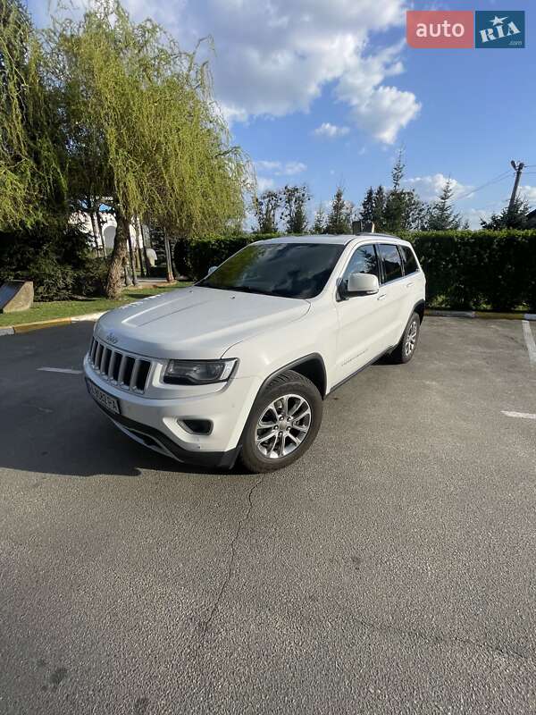 Внедорожник / Кроссовер Jeep Grand Cherokee 2014 в 