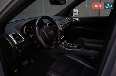 Внедорожник / Кроссовер Jeep Grand Cherokee 2020 в 