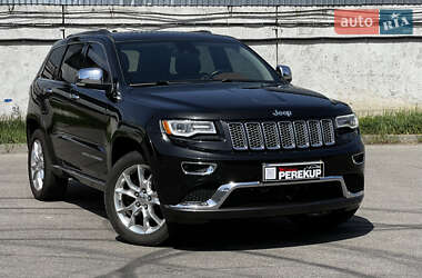 Внедорожник / Кроссовер Jeep Grand Cherokee 2015 в 