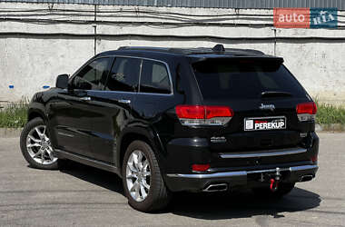 Внедорожник / Кроссовер Jeep Grand Cherokee 2015 в 
