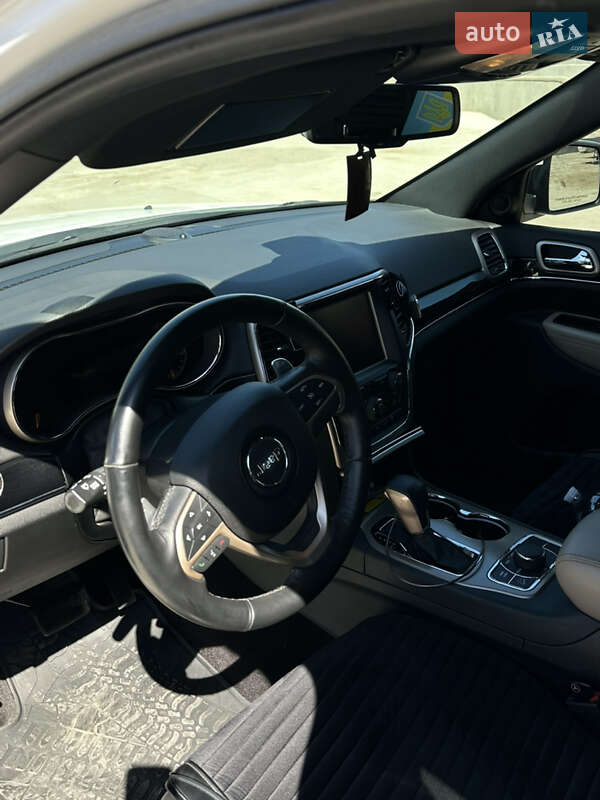 Позашляховик / Кросовер Jeep Grand Cherokee 2016 в Одесі фото 7 Позашляховик / Кросовер Jeep Grand Cherokee 2016 в Одесі