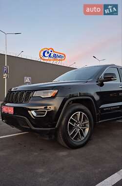 Внедорожник / Кроссовер Jeep Grand Cherokee 2018 в 