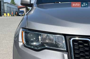 Внедорожник / Кроссовер Jeep Grand Cherokee 2018 в 