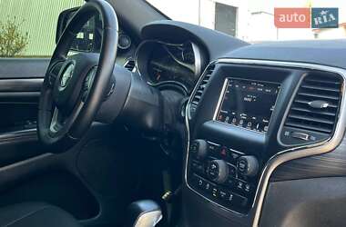 Внедорожник / Кроссовер Jeep Grand Cherokee 2018 в 