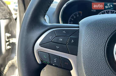 Внедорожник / Кроссовер Jeep Grand Cherokee 2018 в 