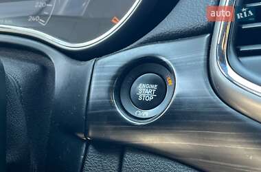 Внедорожник / Кроссовер Jeep Grand Cherokee 2018 в 