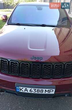 Внедорожник / Кроссовер Jeep Grand Cherokee 2019 в 