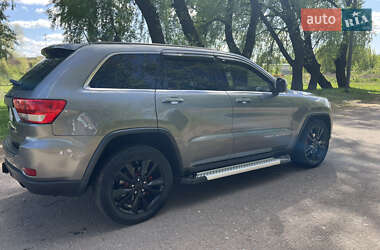 Внедорожник / Кроссовер Jeep Grand Cherokee 2012 в 