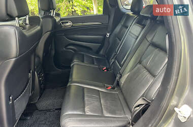 Внедорожник / Кроссовер Jeep Grand Cherokee 2012 в 