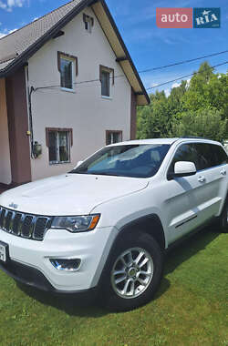 Внедорожник / Кроссовер Jeep Grand Cherokee 2019 в 