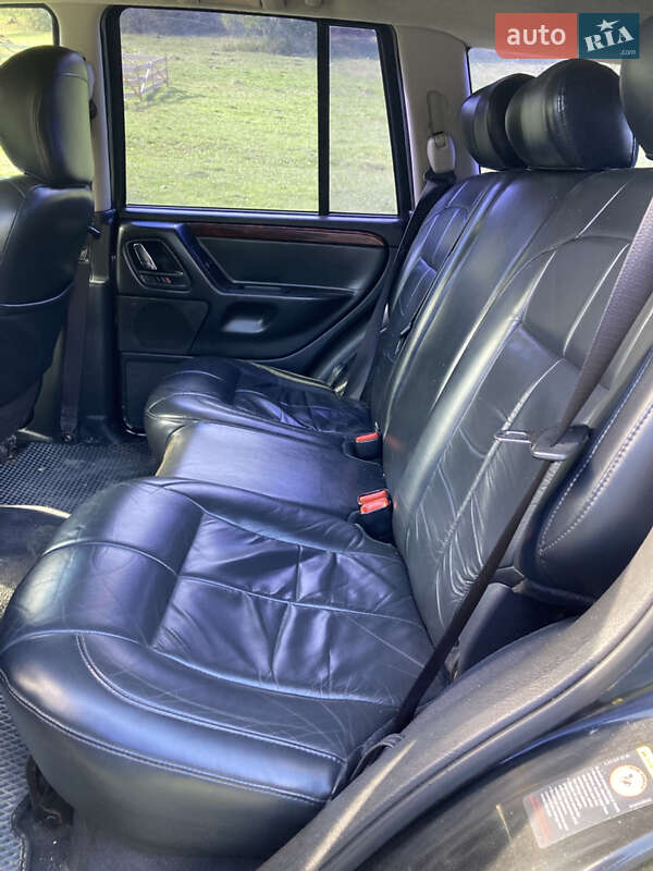 Внедорожник / Кроссовер Jeep Grand Cherokee 2002 в Рахове