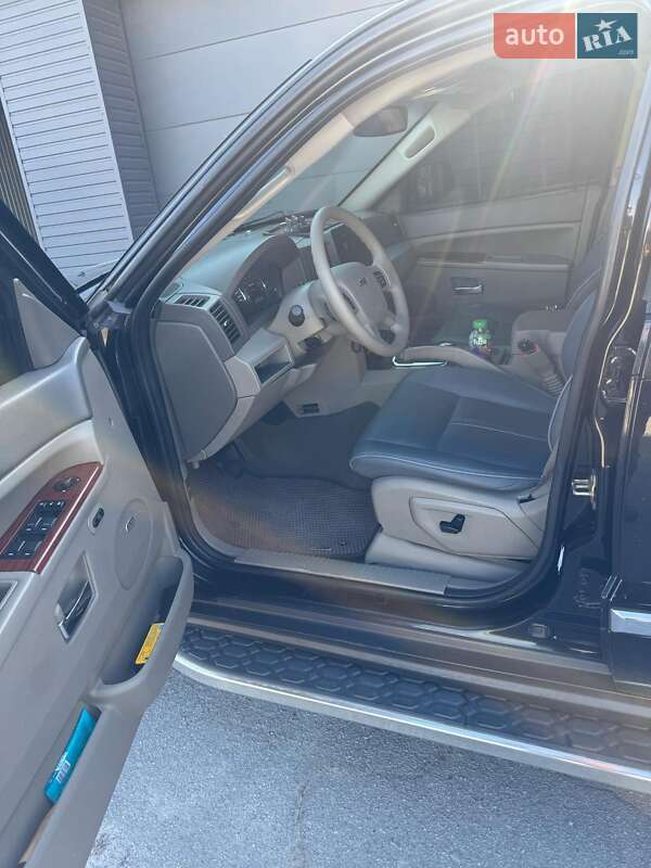 Внедорожник / Кроссовер Jeep Grand Cherokee 2007 в Звягеле фото 4 Внедорожник / Кроссовер Jeep Grand Cherokee 2007 в Звягеле