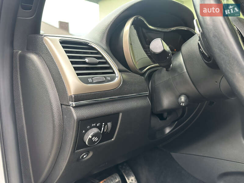 Внедорожник / Кроссовер Jeep Grand Cherokee 2014 в Тернополе