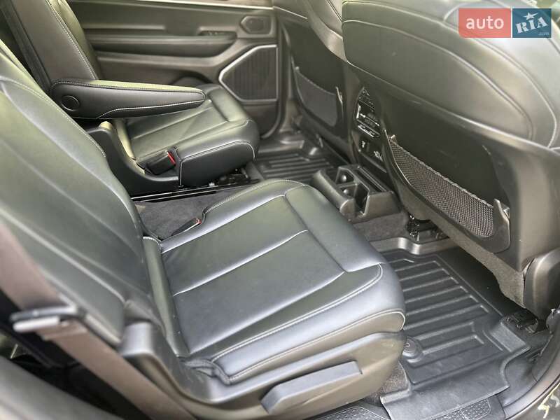 Внедорожник / Кроссовер Jeep Grand Cherokee 2021 в Кременчуге