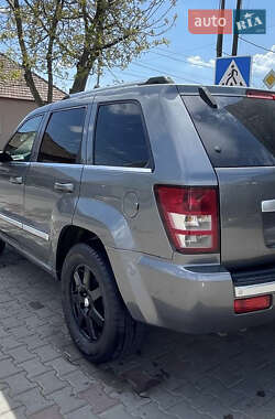 Позашляховик / Кросовер Jeep Grand Cherokee 2007 в 