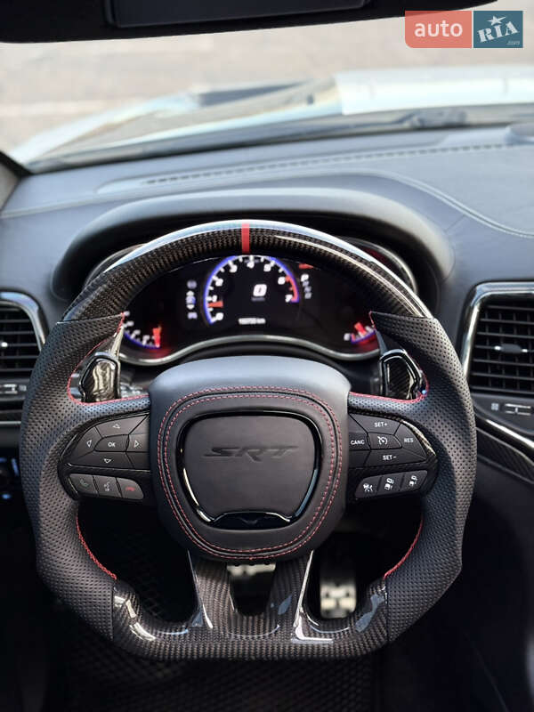 Внедорожник / Кроссовер Jeep Grand Cherokee 2017 в Киеве фото 14 Внедорожник / Кроссовер Jeep Grand Cherokee 2017 в Киеве