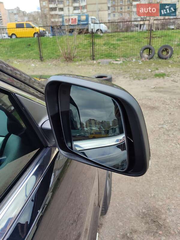 Внедорожник / Кроссовер Jeep Grand Cherokee 2018 в Киеве фото 9 Внедорожник / Кроссовер Jeep Grand Cherokee 2018 в Киеве