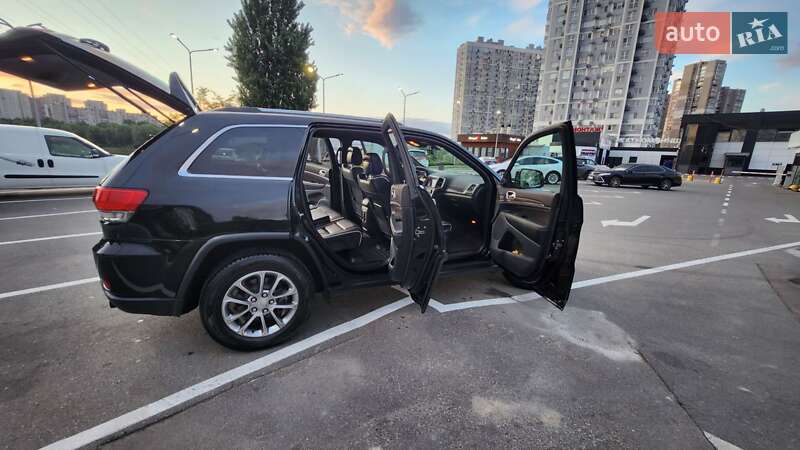 Внедорожник / Кроссовер Jeep Grand Cherokee 2018 в Киеве