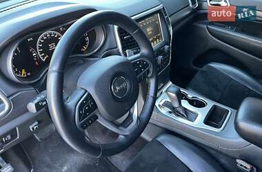 Позашляховик / Кросовер Jeep Grand Cherokee 2017 в 