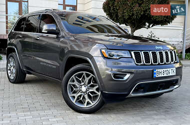 Позашляховик / Кросовер Jeep Grand Cherokee 2018 в 