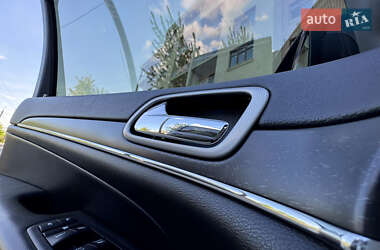 Позашляховик / Кросовер Jeep Grand Cherokee 2018 в 