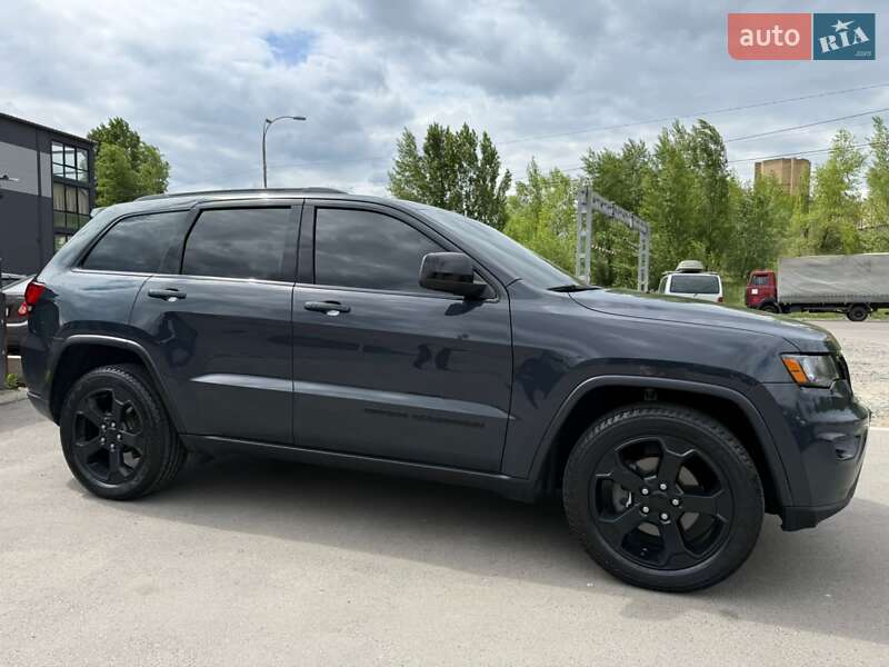 Позашляховик / Кросовер Jeep Grand Cherokee 2018 в Києві