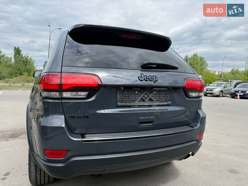 Позашляховик / Кросовер Jeep Grand Cherokee 2018 в Києві