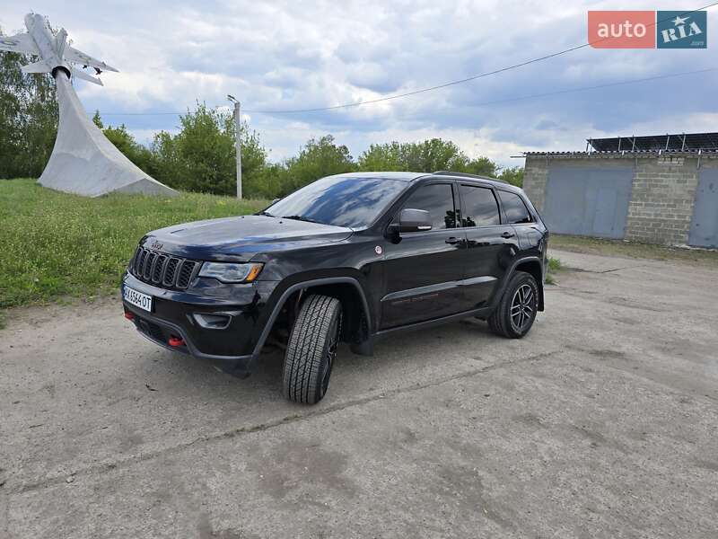 Позашляховик / Кросовер Jeep Grand Cherokee 2018 в Харкові