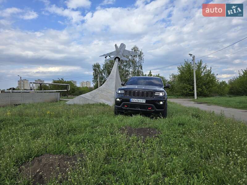 Позашляховик / Кросовер Jeep Grand Cherokee 2018 в Харкові