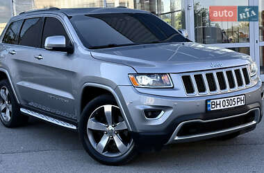 Позашляховик / Кросовер Jeep Grand Cherokee 2014 в 