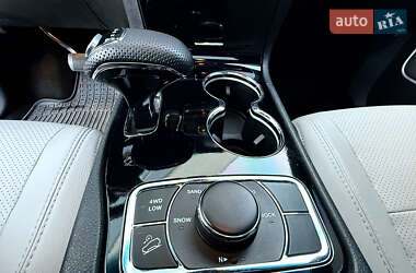 Позашляховик / Кросовер Jeep Grand Cherokee 2014 в 