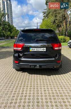 Позашляховик / Кросовер Jeep Grand Cherokee 2012 в 