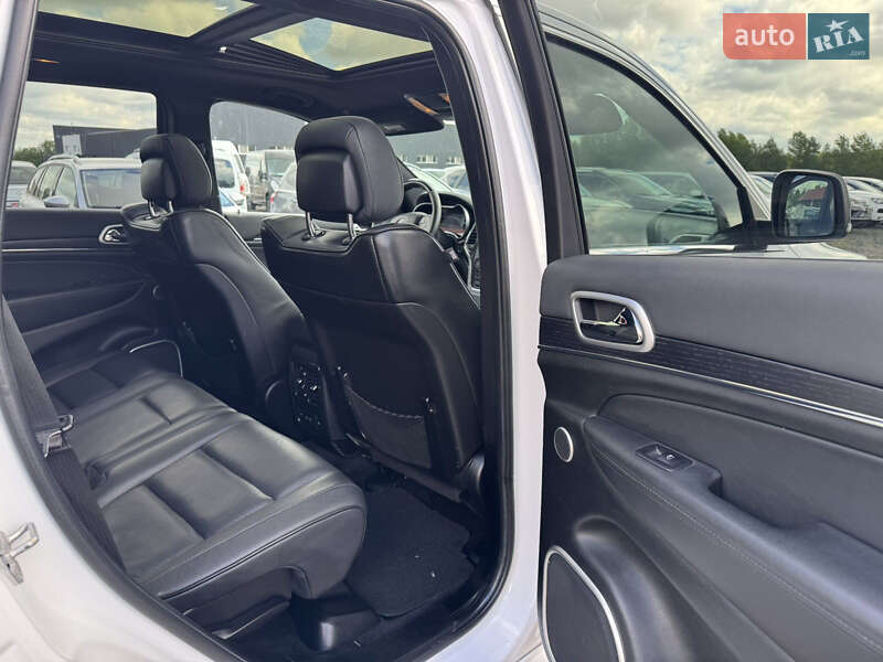 Внедорожник / Кроссовер Jeep Grand Cherokee 2014 в Луцке