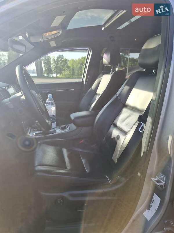 Внедорожник / Кроссовер Jeep Grand Cherokee 2019 в Киеве