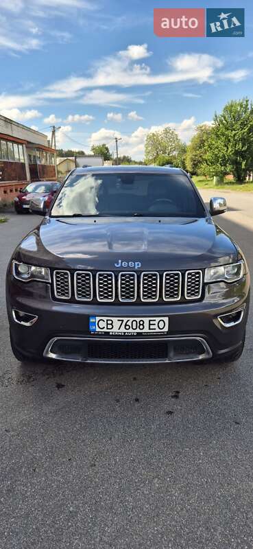 Позашляховик / Кросовер Jeep Grand Cherokee 2018 в Чернігові