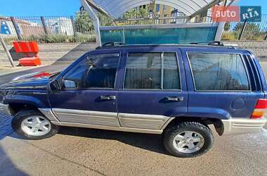 Внедорожник / Кроссовер Jeep Grand Cherokee 1994 в 
