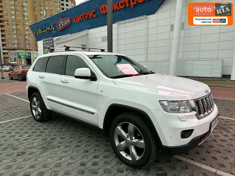 Внедорожник / Кроссовер Jeep Grand Cherokee 2012 в Броварах