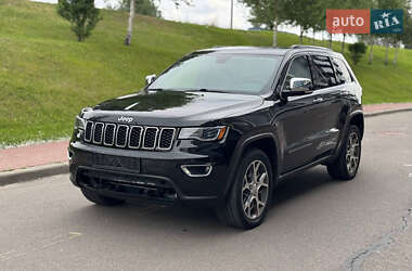 Внедорожник / Кроссовер Jeep Grand Cherokee 2020 в Киеве