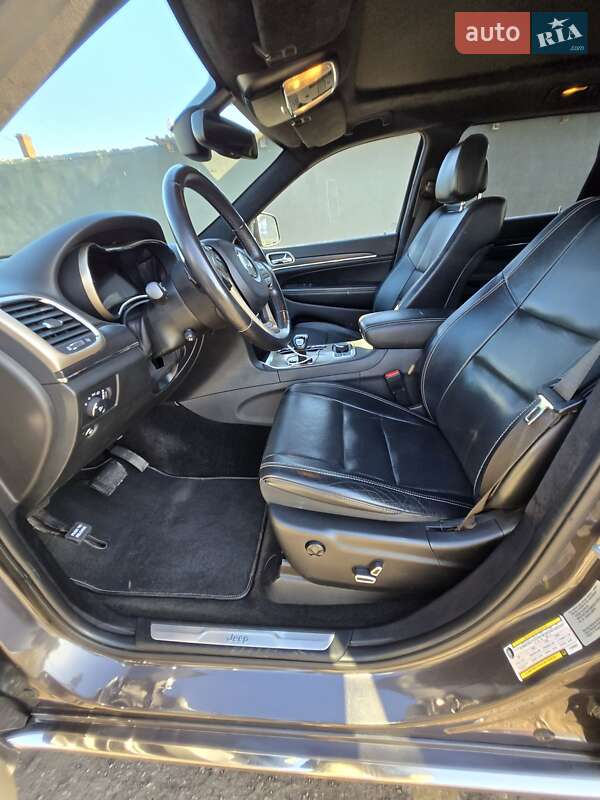 Внедорожник / Кроссовер Jeep Grand Cherokee 2015 в Житомире