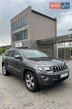 Внедорожник / Кроссовер Jeep Grand Cherokee 2015 в Киеве