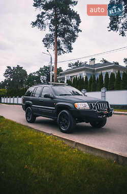 Внедорожник / Кроссовер Jeep Grand Cherokee 2003 в Черкассах