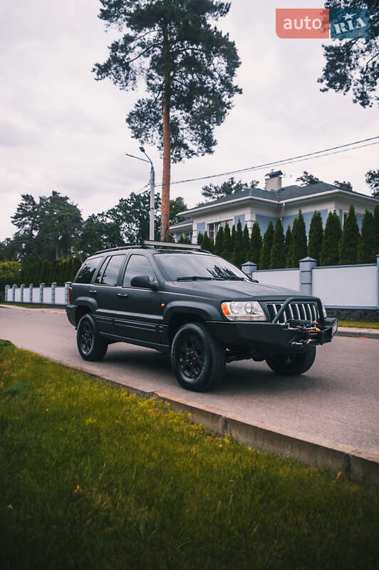 Внедорожник / Кроссовер Jeep Grand Cherokee 2003 в Черкассах