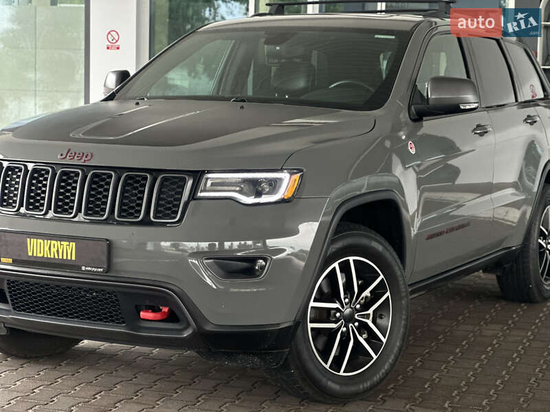 Внедорожник / Кроссовер Jeep Grand Cherokee 2020 в Киеве