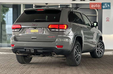 Позашляховик / Кросовер Jeep Grand Cherokee 2020 в 