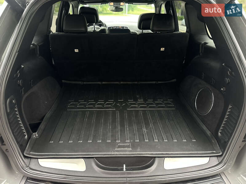 Внедорожник / Кроссовер Jeep Grand Cherokee 2020 в Киеве