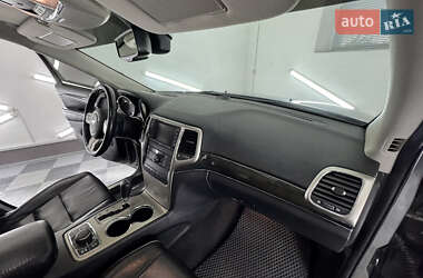 Внедорожник / Кроссовер Jeep Grand Cherokee 2011 в 